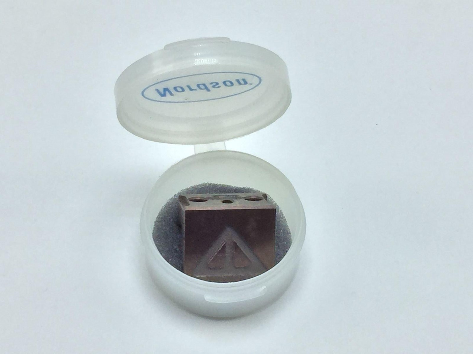 Nordson 297237 Spray Nozzle 8-Openings Coating Width 17mm
