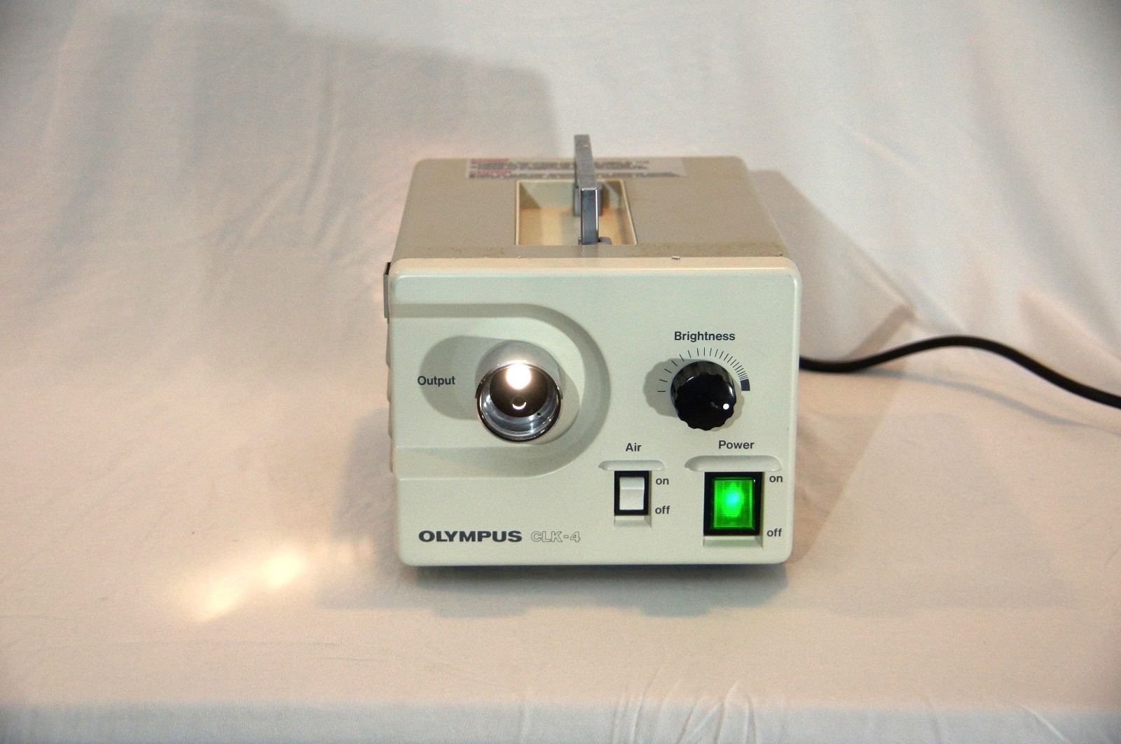 Olympus CLK-4 Endoscopy Cold Light Source Tested Working Air Pump w/ Power Cord