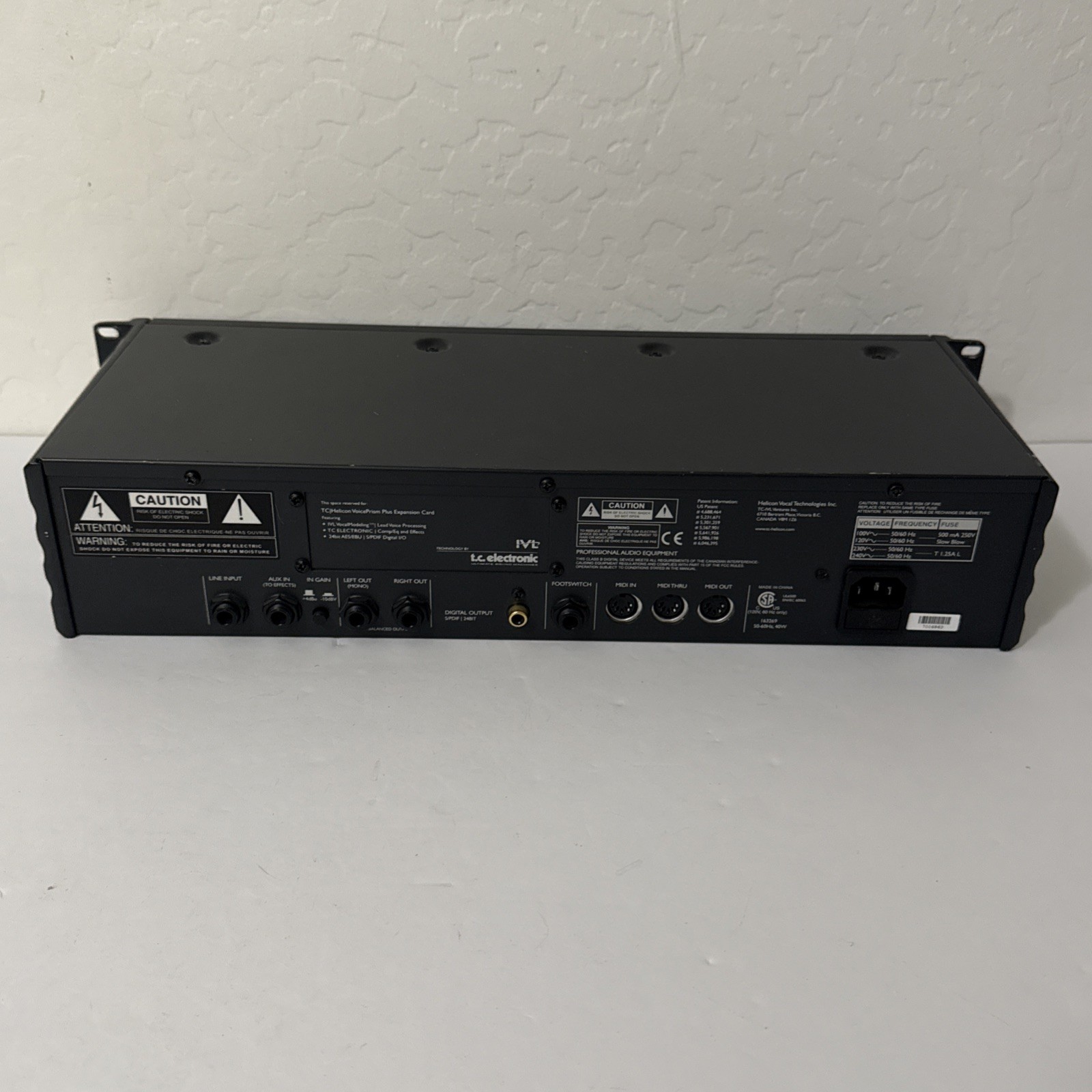TC Helicon Voice Prism Plus Vocal Processor
