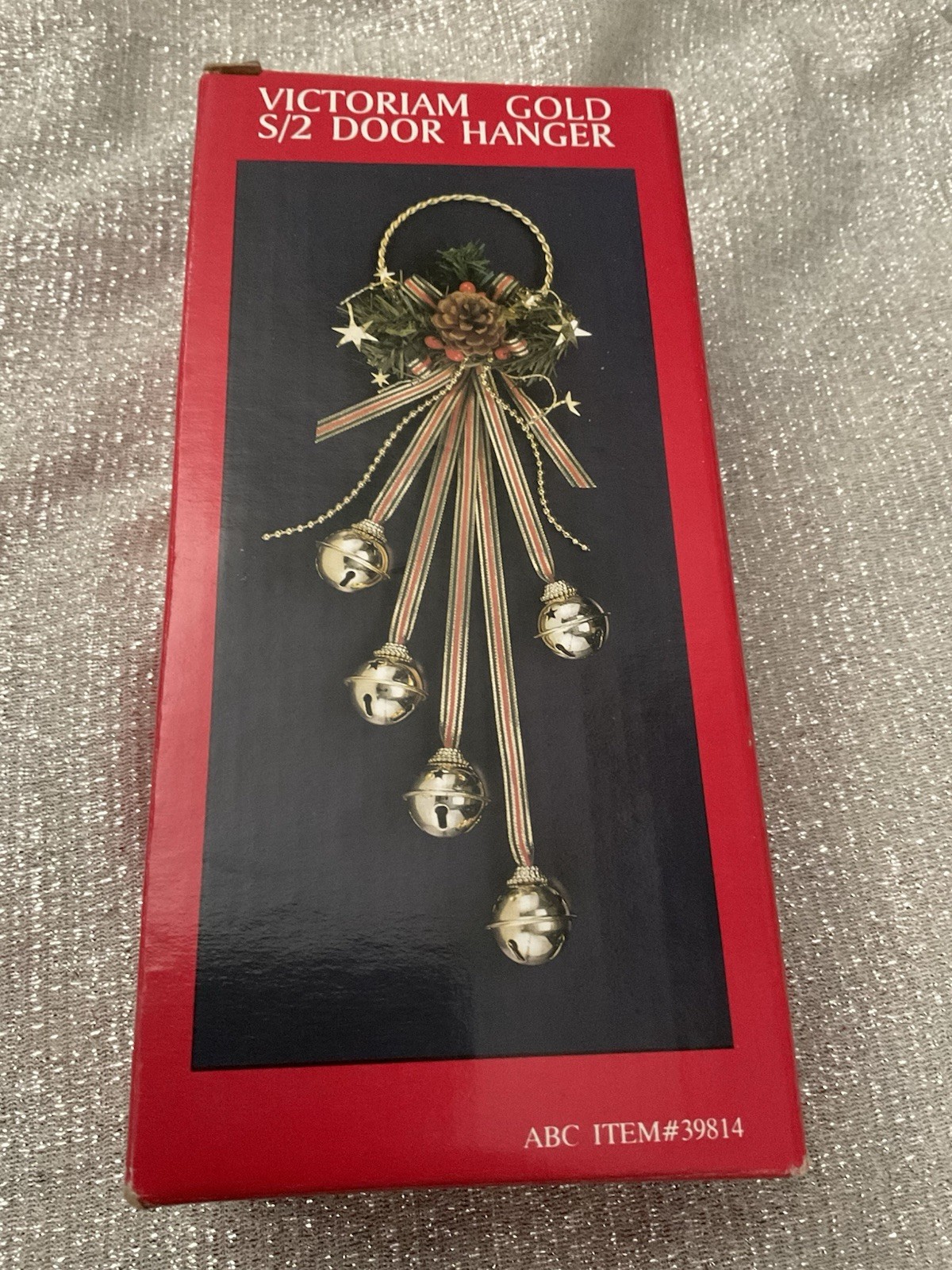 Victorian Gold S/2 Door Hanger with Ribbons and Bells LTD Item #39814 New Sealed