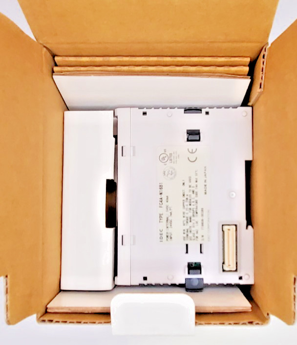 IDEC FC4A-N16B1 Programmable Controller Input Module NEW IN BOX