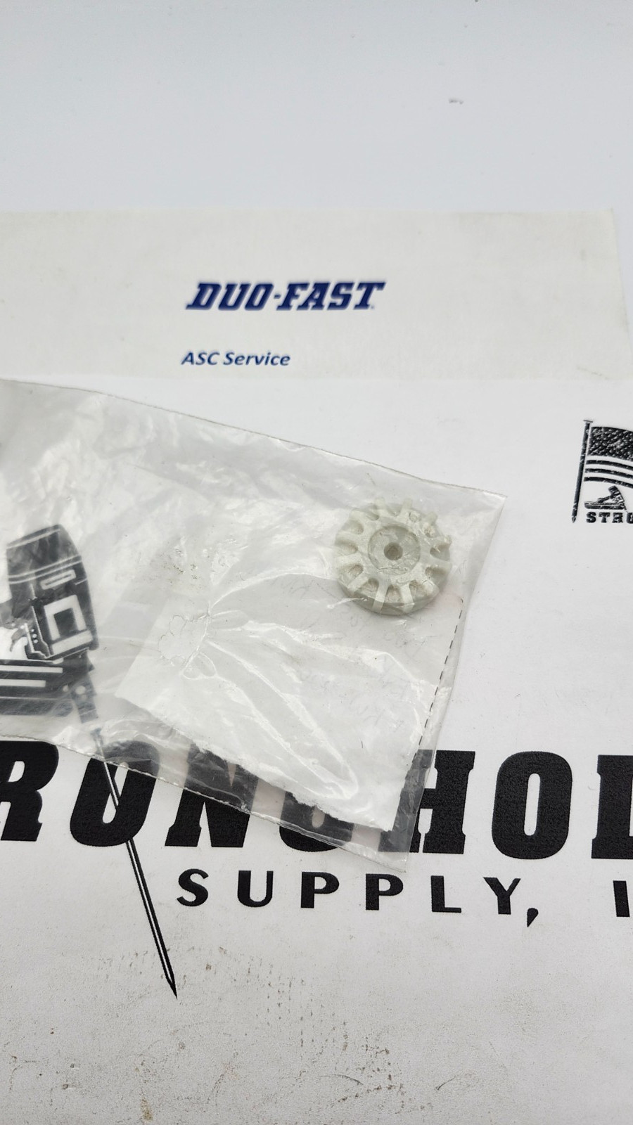 NEW OEM DUOFAST KW-220-5 EXHAUST SEAL FOR KN1848