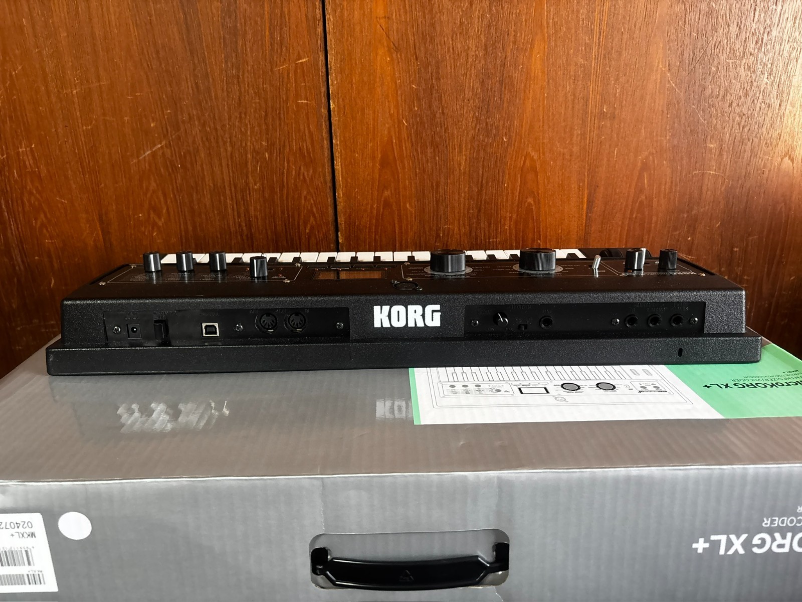 Korg Microkorg XL Plus Synthesizer with Vocoder w/ box, mic
