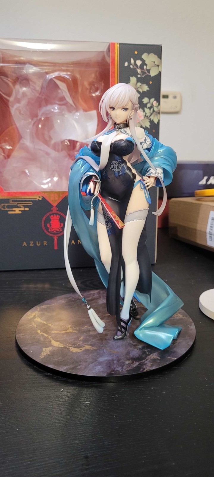 Azur Lane Belfast Iridescent Rosa Ver. 1/7 Alter Figure