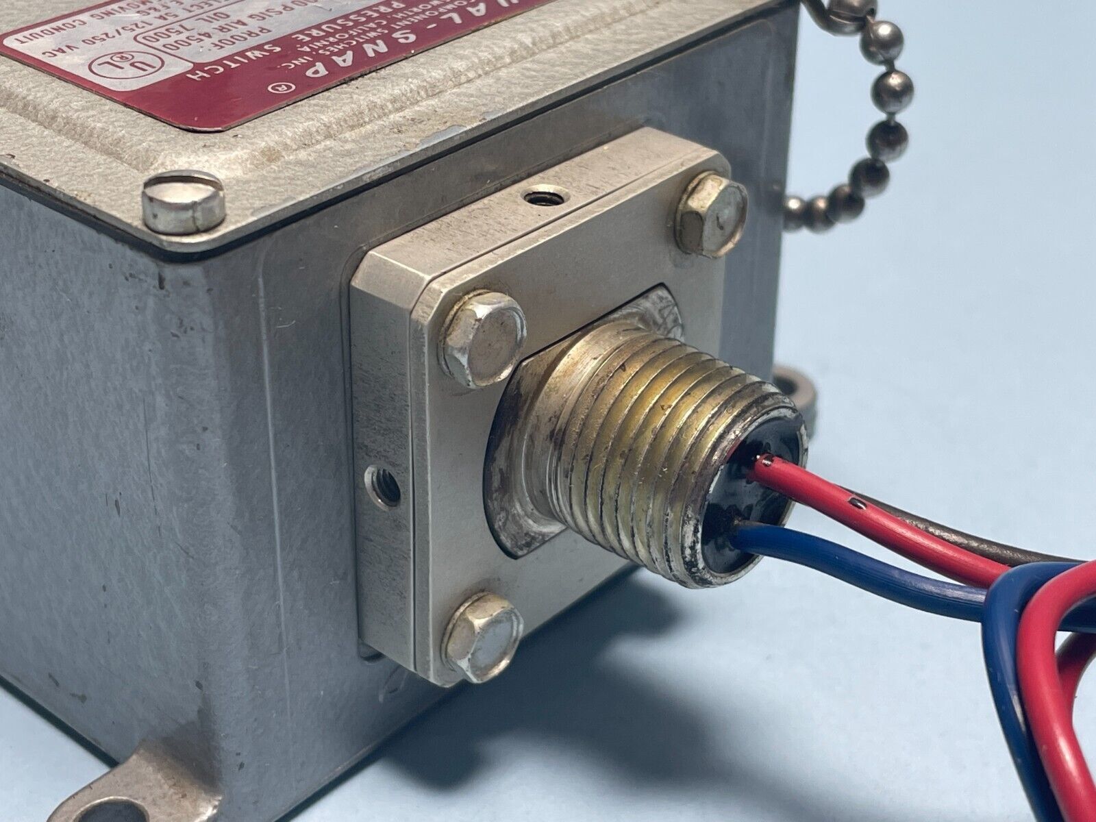Custom Component CCS 606PJR11 Dual Snap Adjustable Pressure Switch 200-1100 PSIG