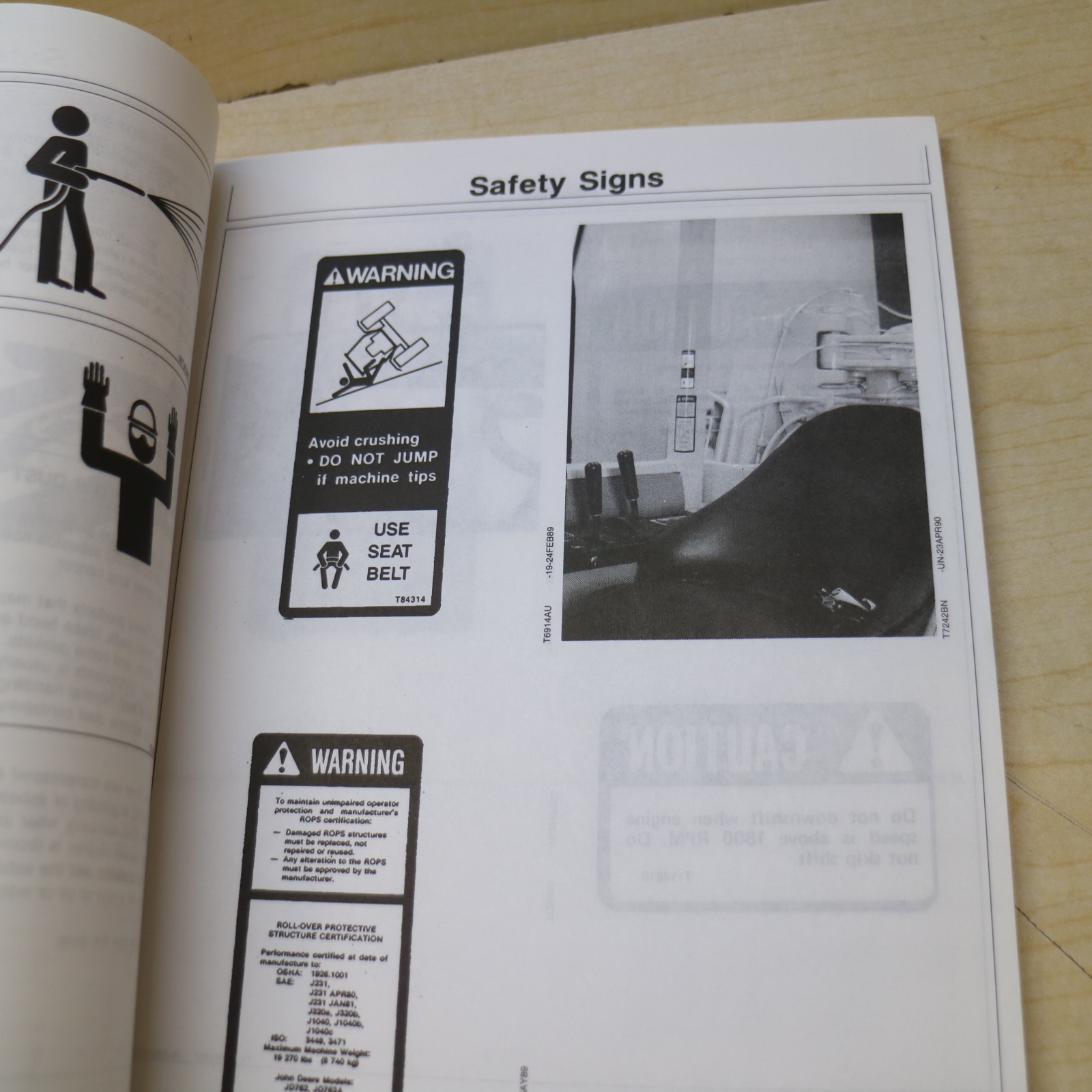 JOHN DEERE 762B PAN SCRAPER Owner Operation Maintenance Manual guide operator