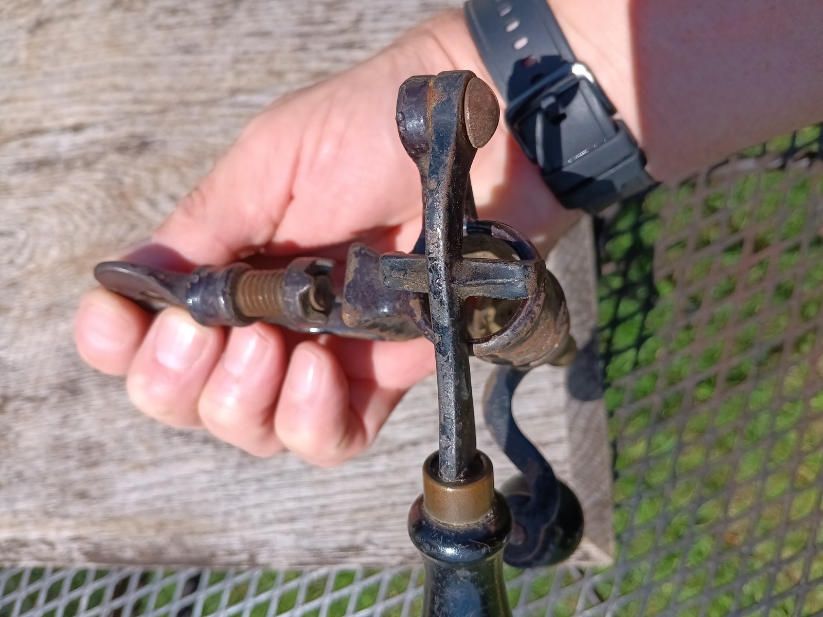 Vintage Shotgun Shell Field Reloading Crimping Tool