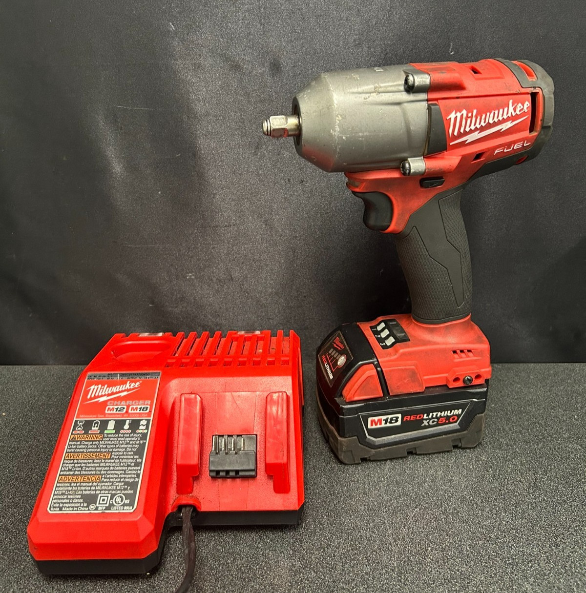 Milwaukee 2852-20 Mid-Torque Impact Wrench W/Battery + Charger FREE SHIPPING