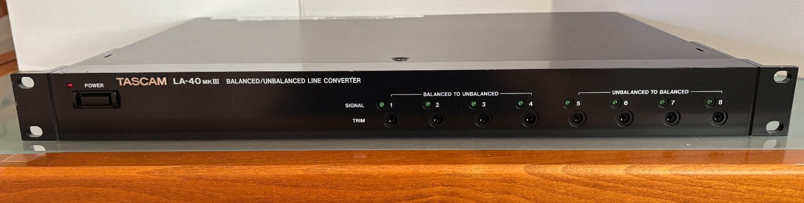 TASCAM LA-40MKIII | 4-Channel Bi-Directional Line Level Converter SN0340009