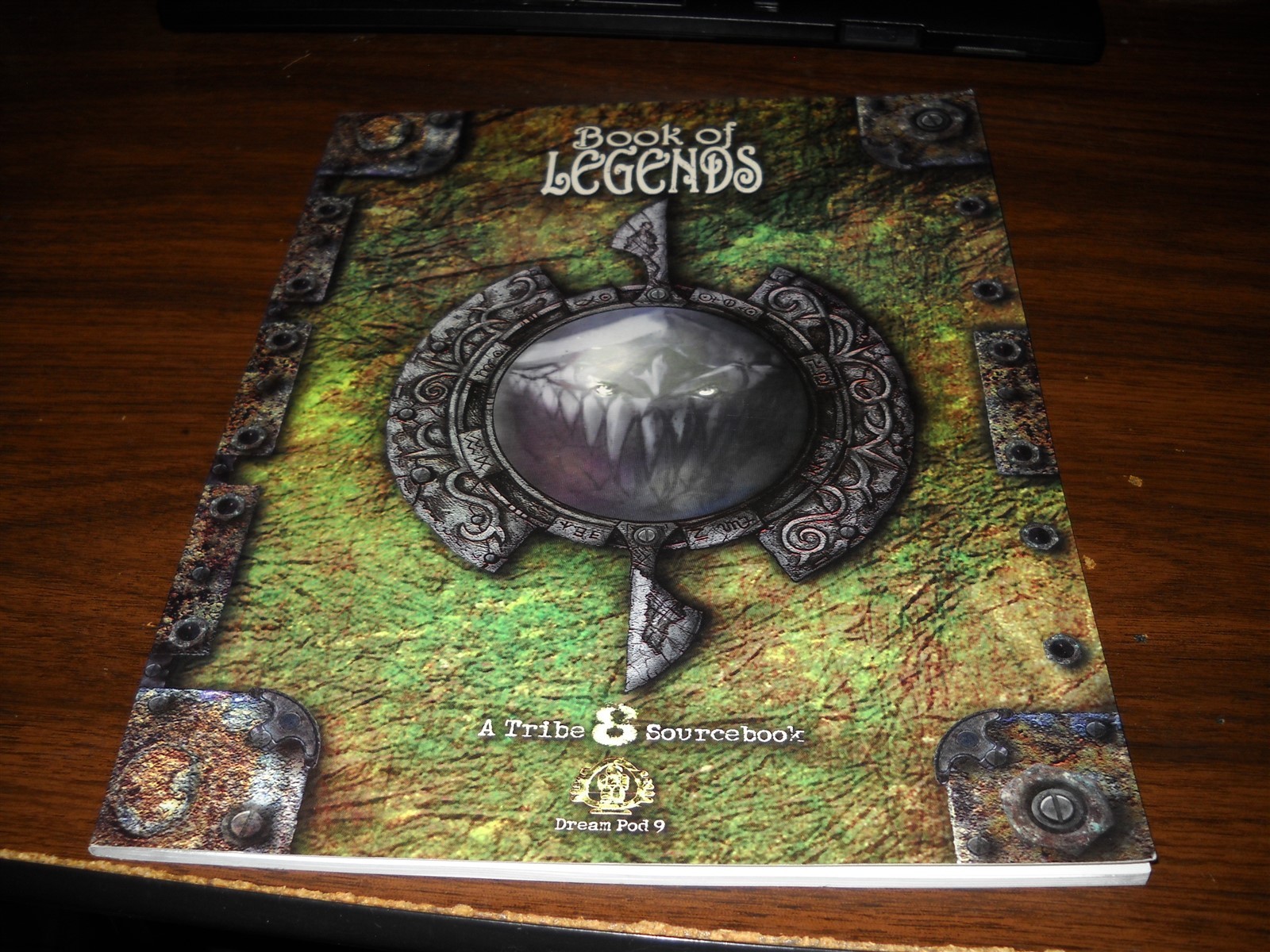 Tribe 8: Book of Legends: Dream Pod 9