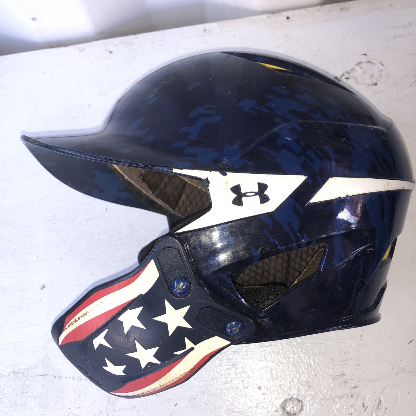 Under Armour UABH2-110 5 7/8"–6 3/4" Batting Helmet