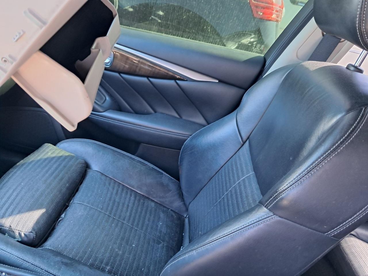 Q50 2016 Glove Box 4841830
