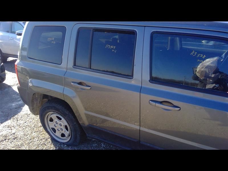 14-16 JEEP COMPASS Transmission Module Left Hand Under Dash 05150822AD