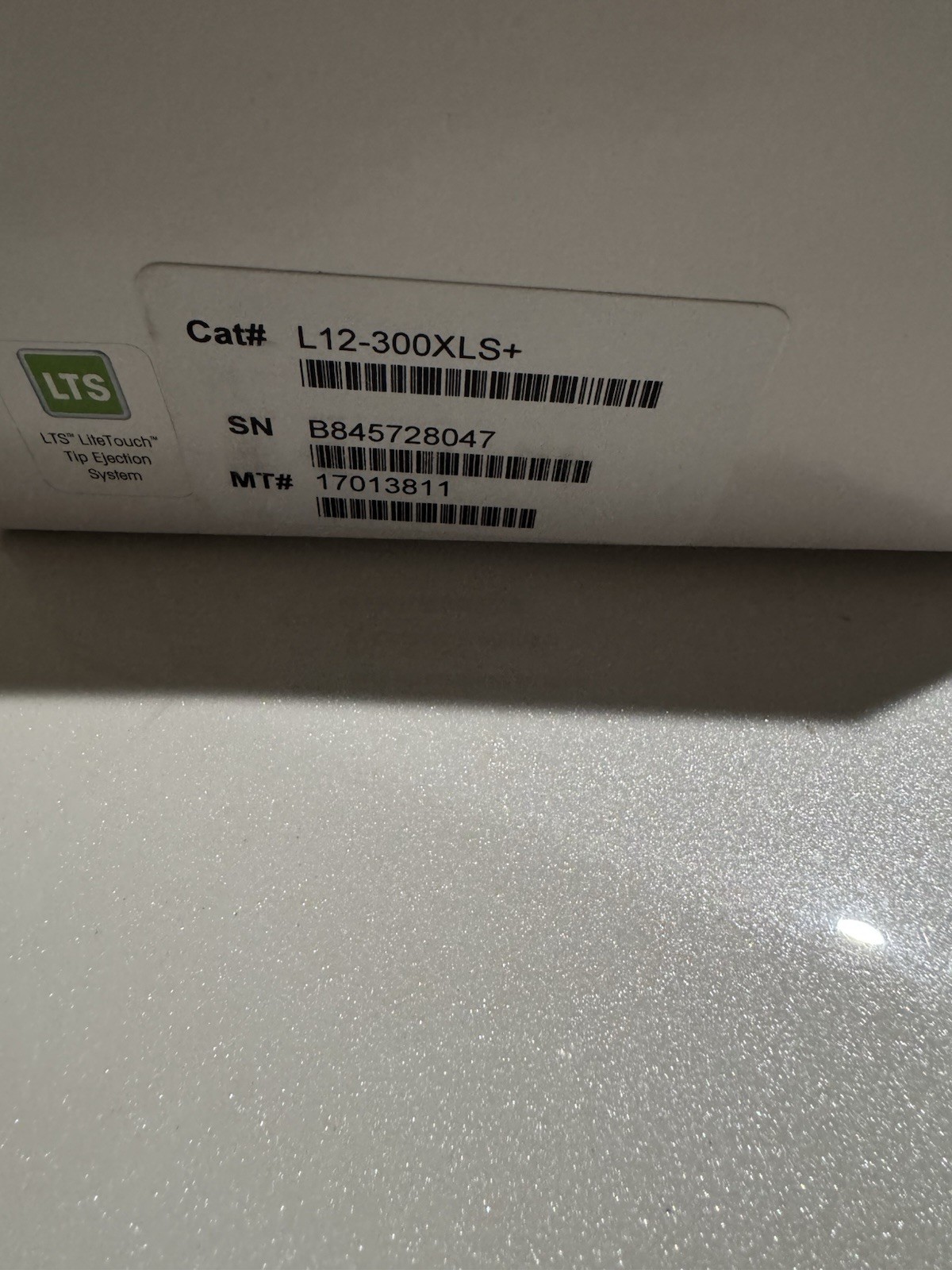 Mettler Toledo Rainin Cat No L12-300XLS+ Pipet-Lite XLS+ 12 Channel Brand New