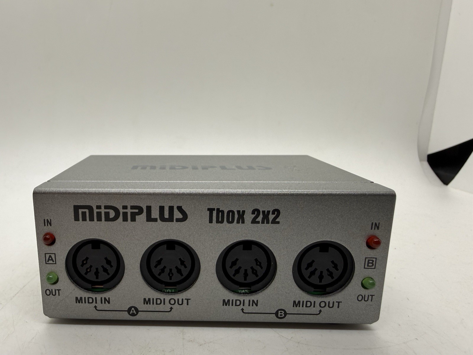 Midiplus Tbox 2x2 USB MIDI Interface 2-In 2-Out 32 Channel Silver Metal Housing