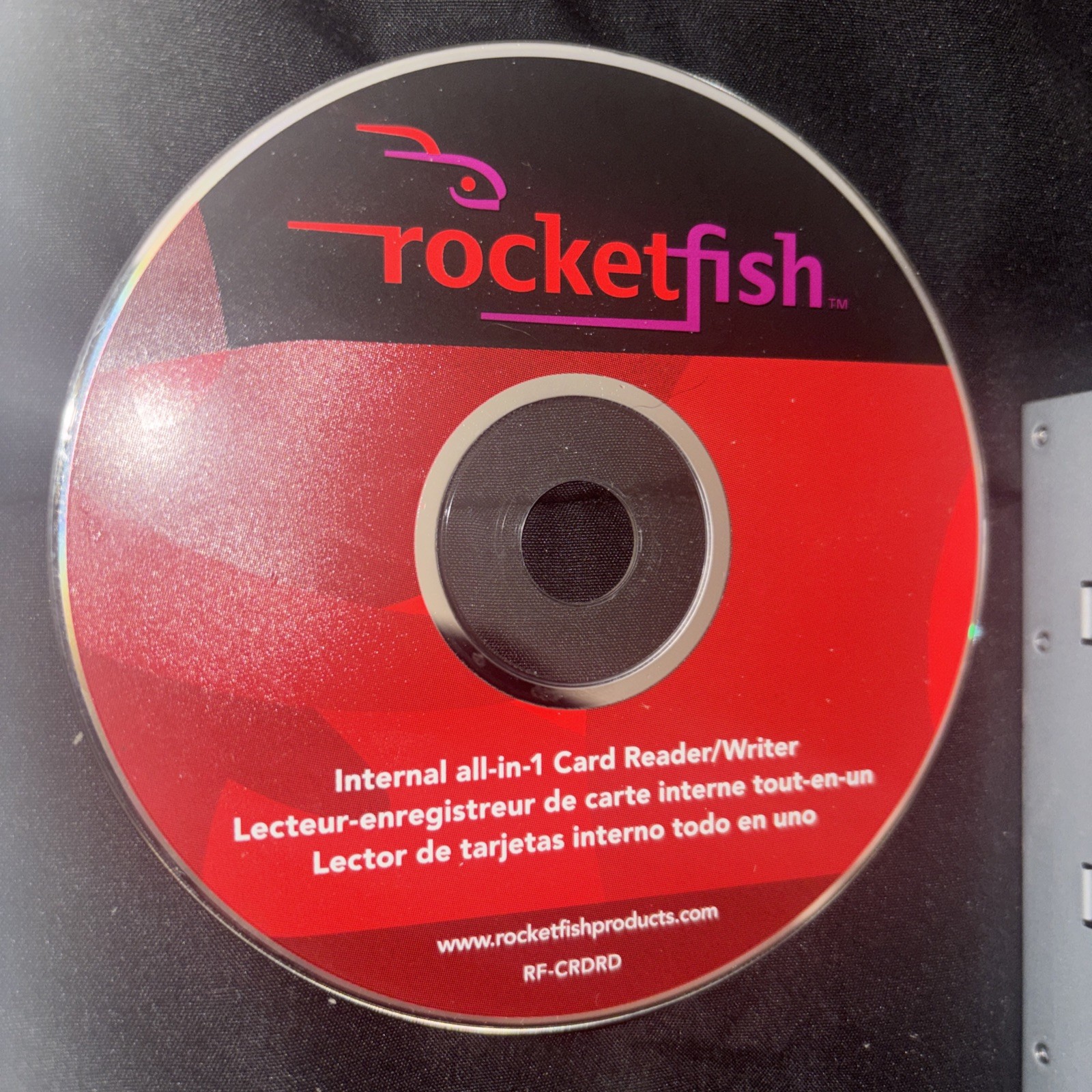 Rocketfish Multi Card Reader for Desktop incl Cable p/n RF-CRDRD