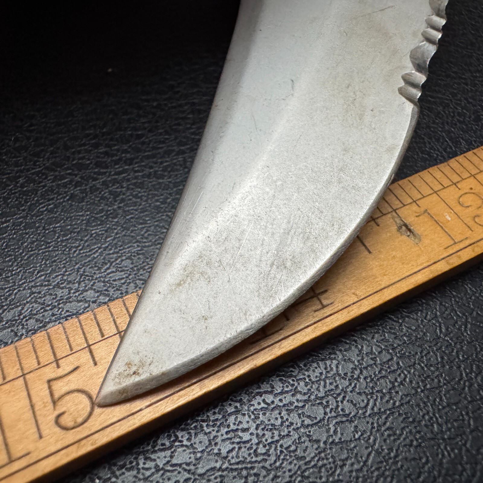 Gerber 650 Gator Replacement Knife Blade, Serrated Edge, Stainless - USA