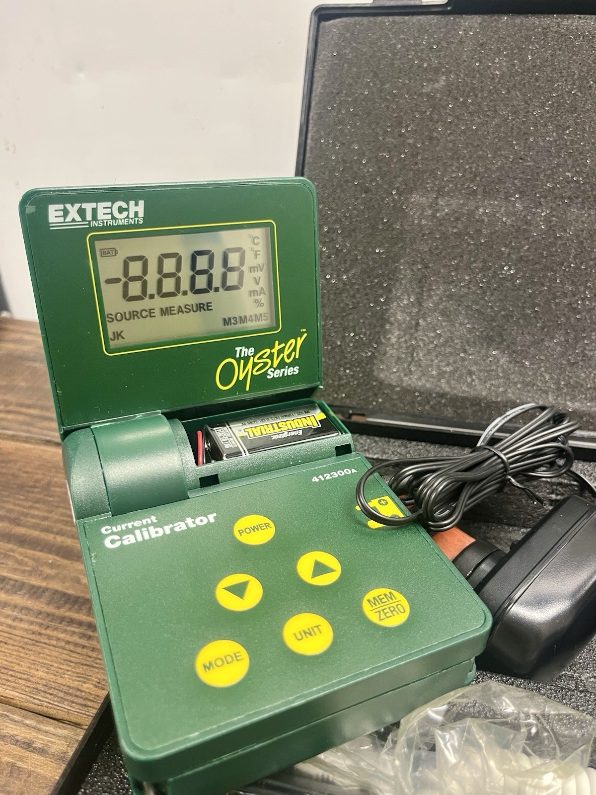 Extech 412300A The Oyster Current Calibrator Meter Process Devices Calibrated