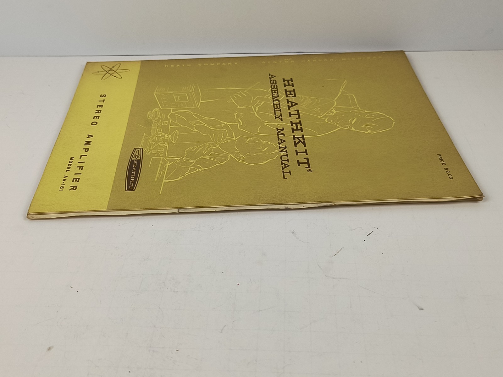 Heathkit AA-151 Amplifier Assembly and Operation Manual 40 Pages