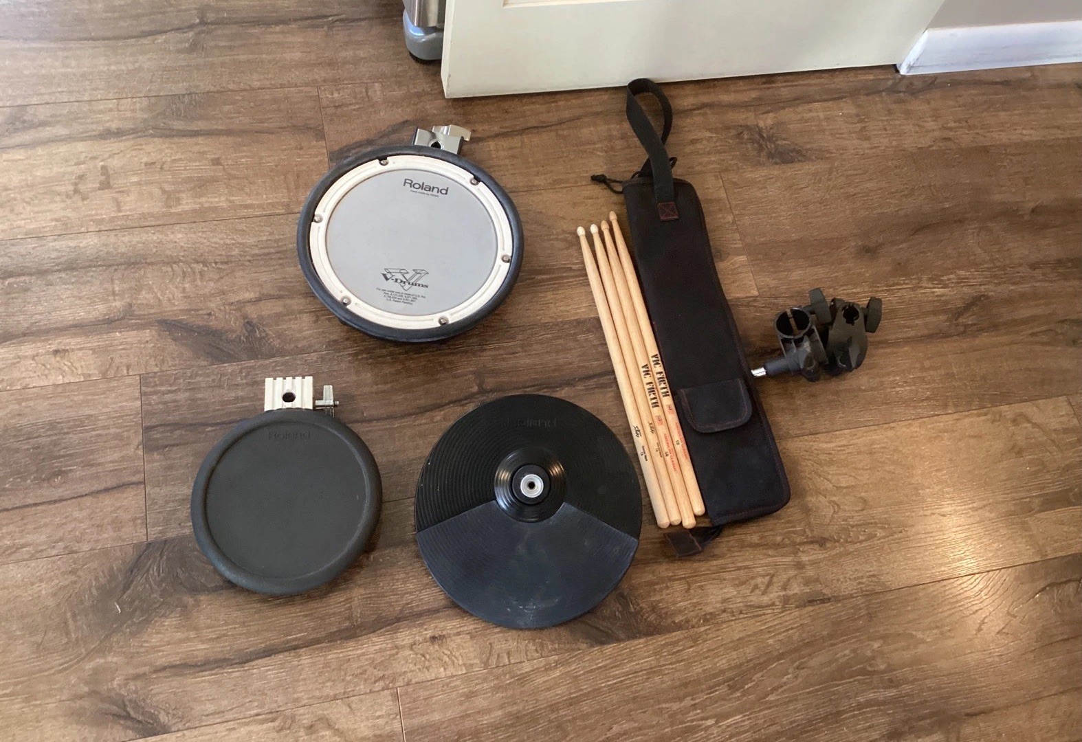 Roland Electronic Drum Lot Dual Trigger Pad CY-5, PDX-8, PD-7, 4 Sticks, Mounts