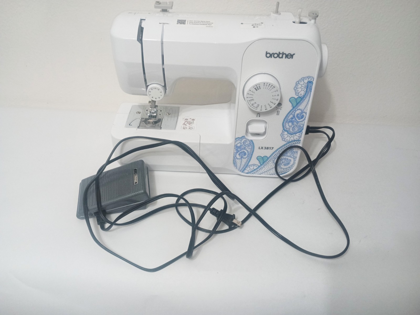 Brother Sewing Machine Model LX3817 Tested And Working