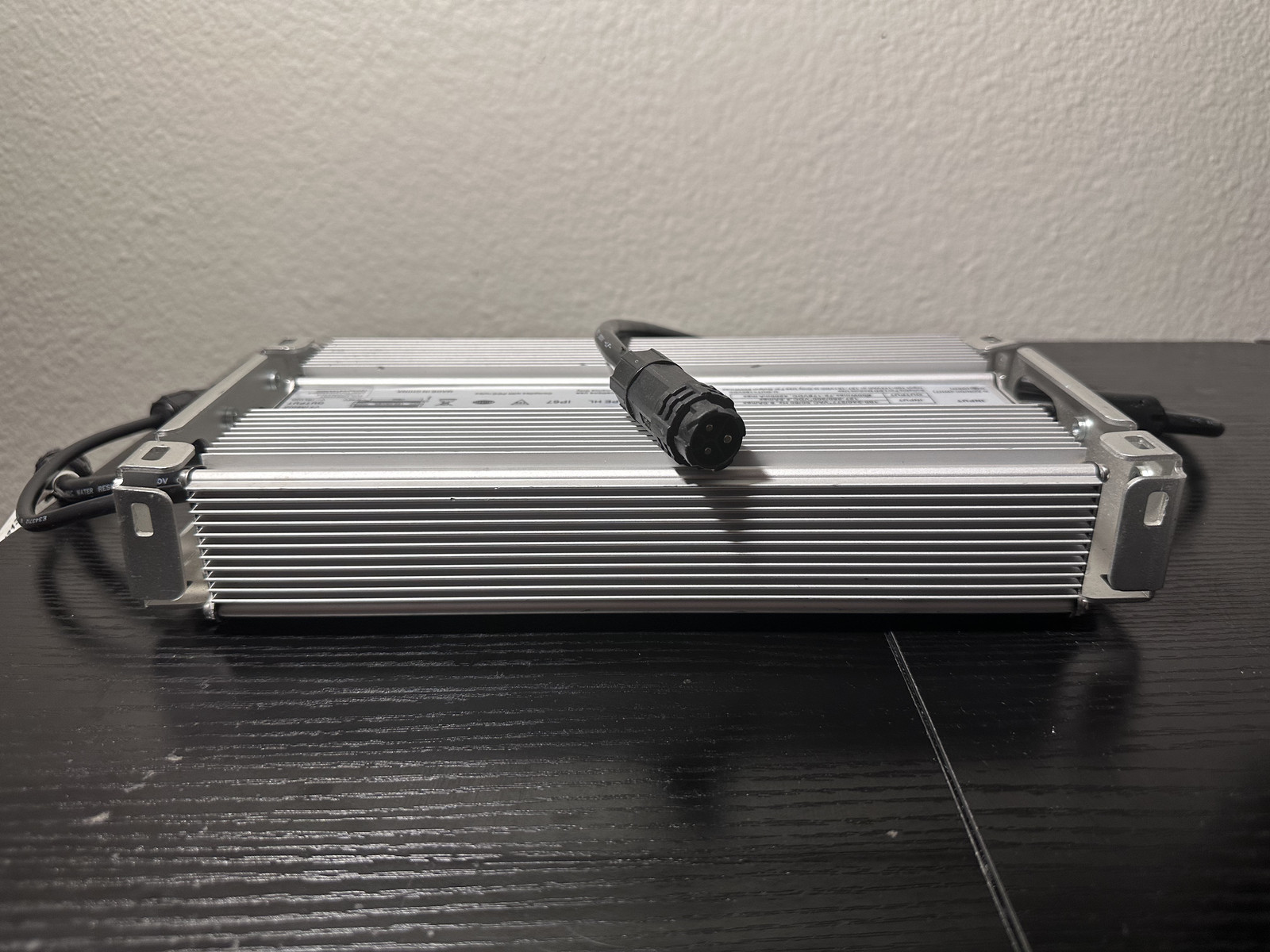 EUD-600S420DT Inventronics Programmable Constant Current LED Driver -600W 4200mA