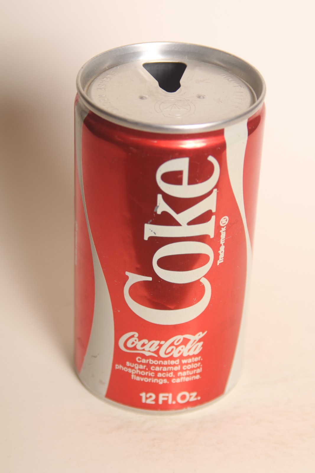 Coca-Cola soda can - 12oz A/A