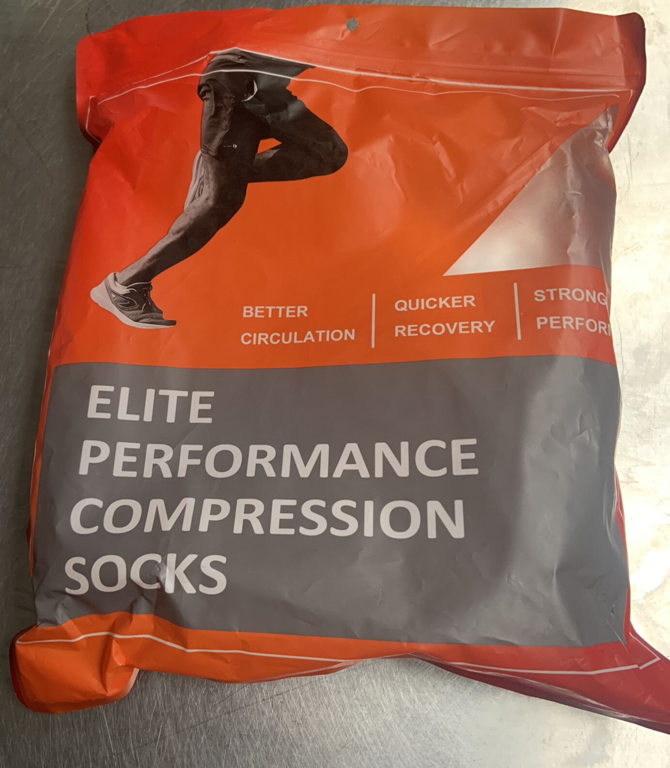 Elite Performance Compression Socks 8 pair S/M Black & White. New
