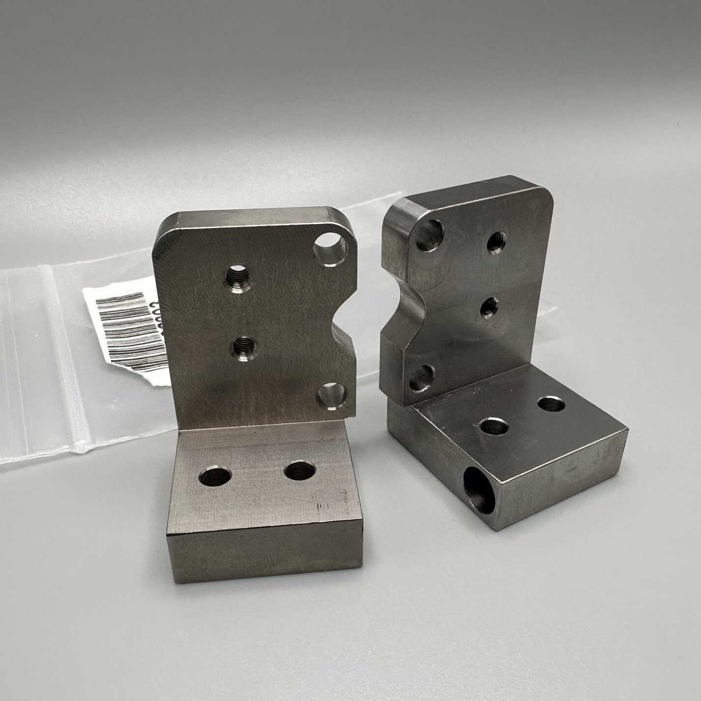 Schunk PGN Pneumatic Finger Grippers For Small Syringe Or Other Robot L&R