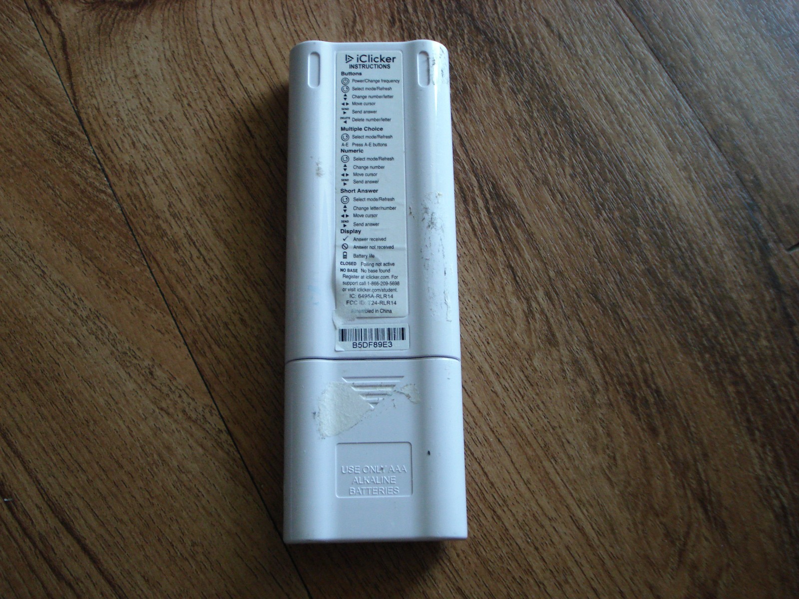 iClicker 2 + (2) Fresh Batteries, Student Classroom Response System