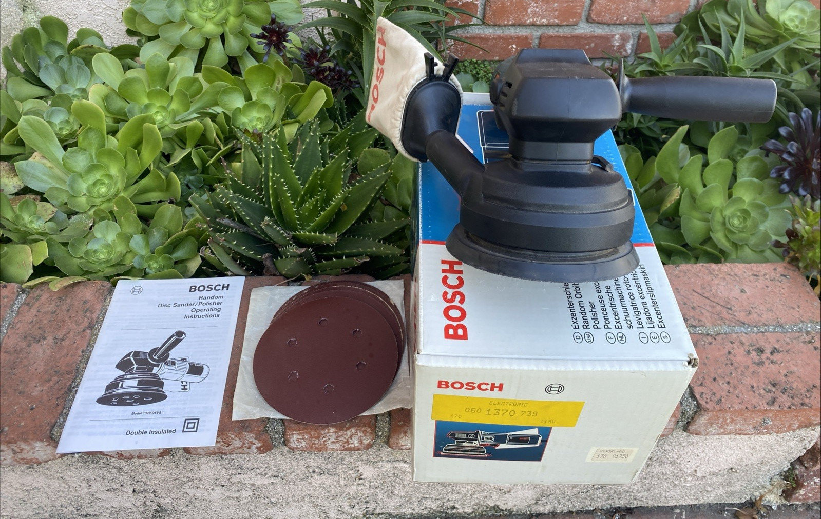 Bosch 1370DEVS Random Orbit Disc Sander/Polisher Variable Speed Made In Germany