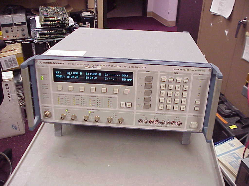 Rohde Schwarz- TV -SAT Messanger-   70MHZ-2000MHZ