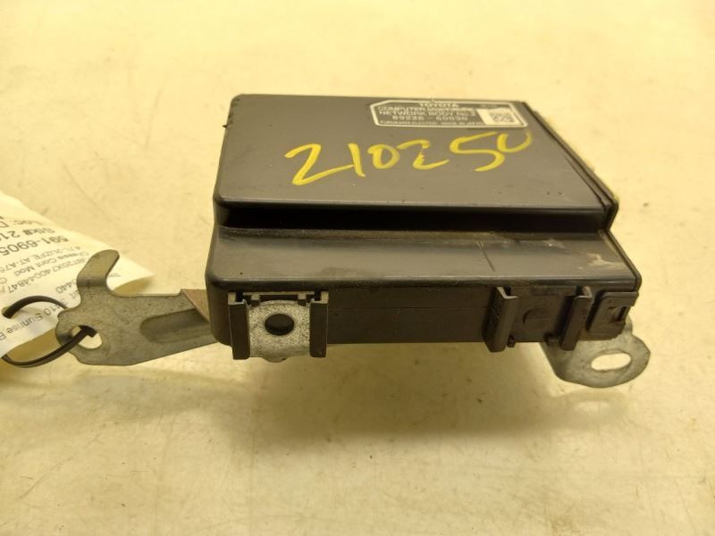 03-09 LEXUS GX470 CHASSIS ECM MULTIPLEX NETWORK BODY CONTROL MODULE ASSEMBLY