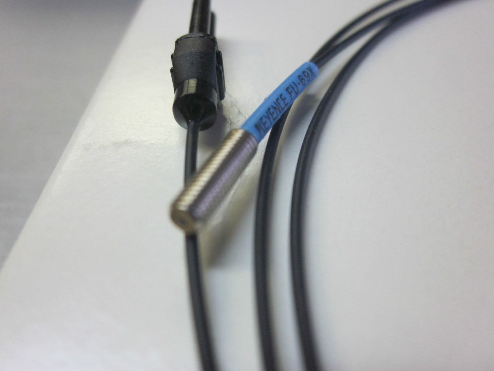 Keyence FU-69X Fiber Optic Sensor FU69X Cable New In Box