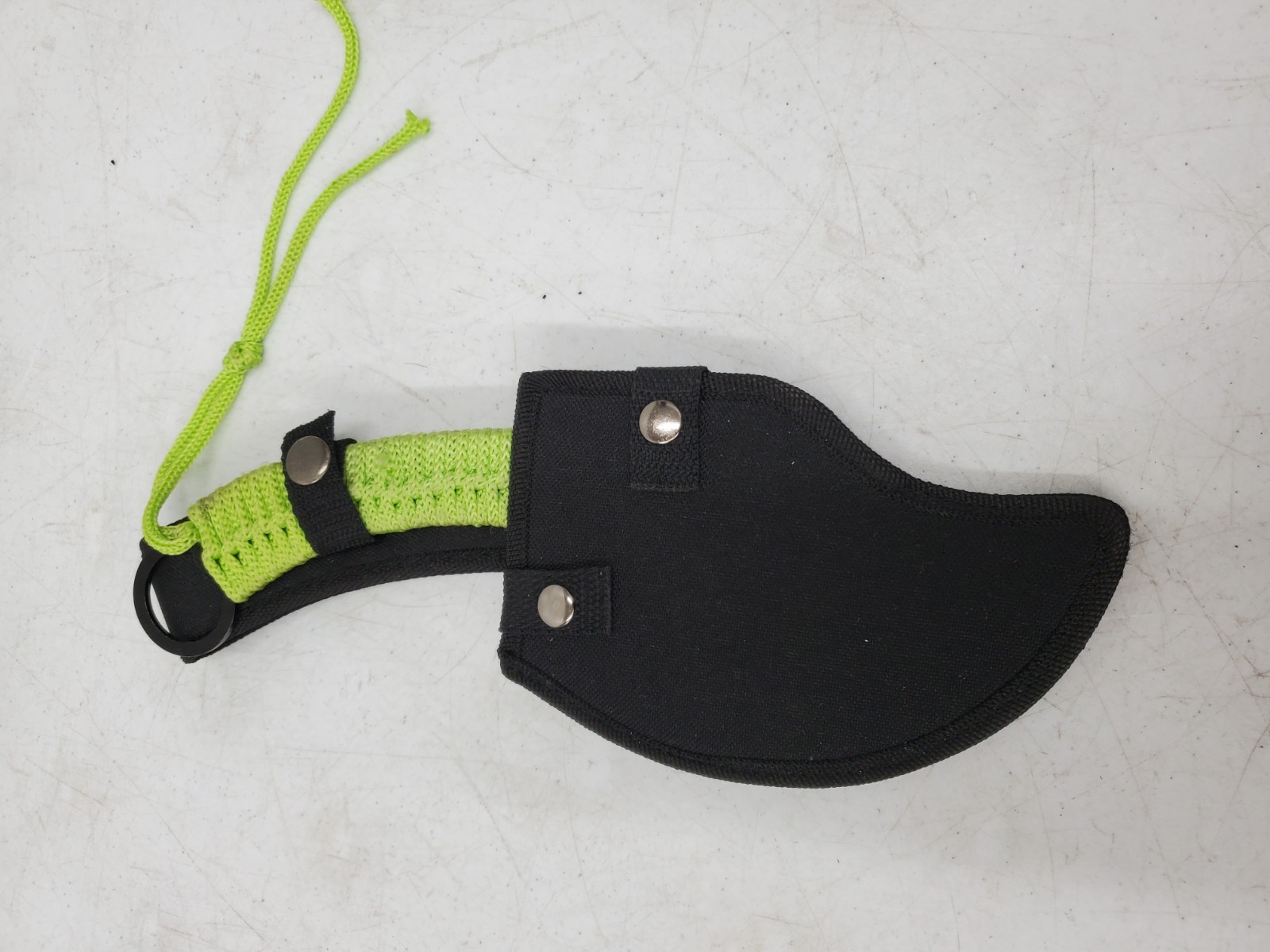 UNBRANDED ZOMBIE KILLER KNIFE (133803-1D AO BY6D)