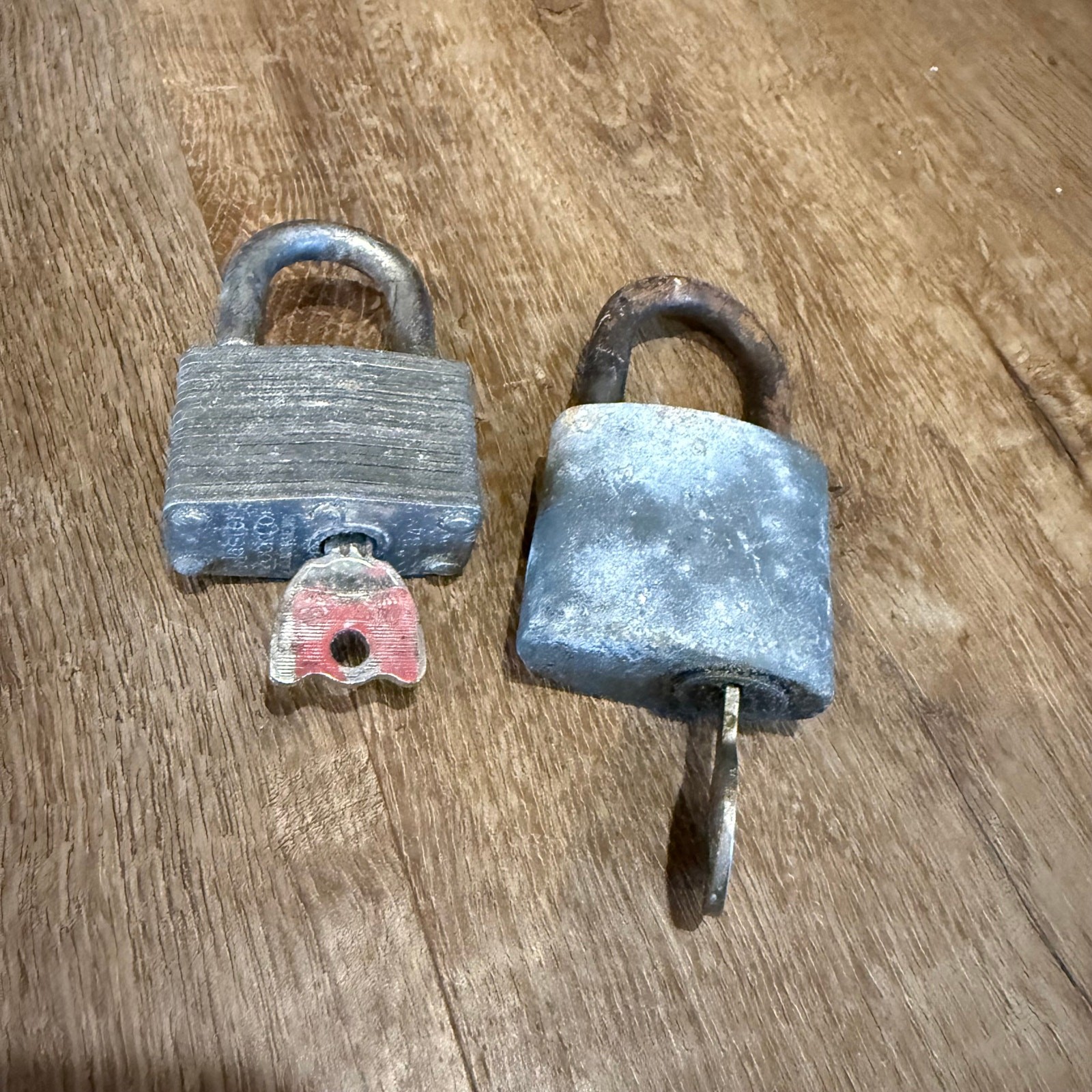 Vintage Pair (2) Padlocks Locks Both With Keys - Yale & Masterlock