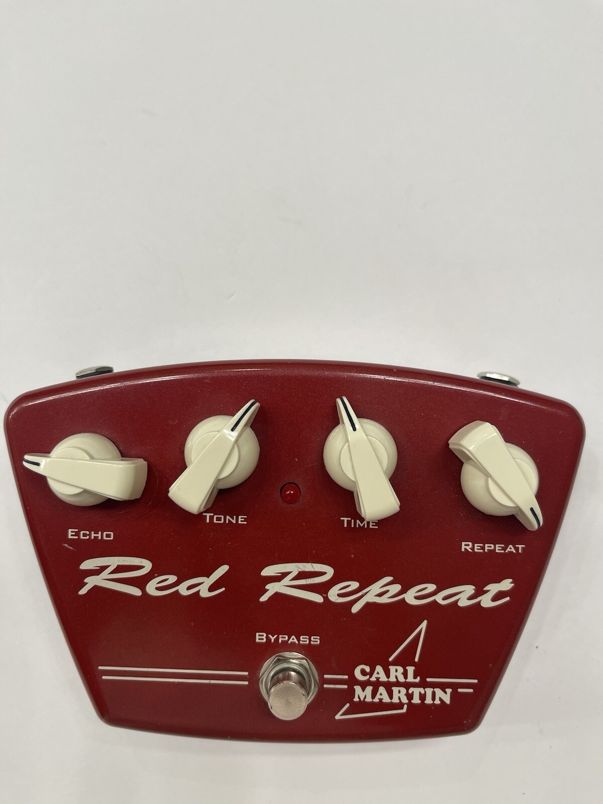 Carl Martin Red Repeat Digital Delay Echo Vintage Series Guitar Effect Pedal