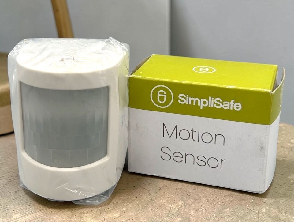 NEW SimpliSafe Motion Detector Sensor - MS1000 (1st Gen) White