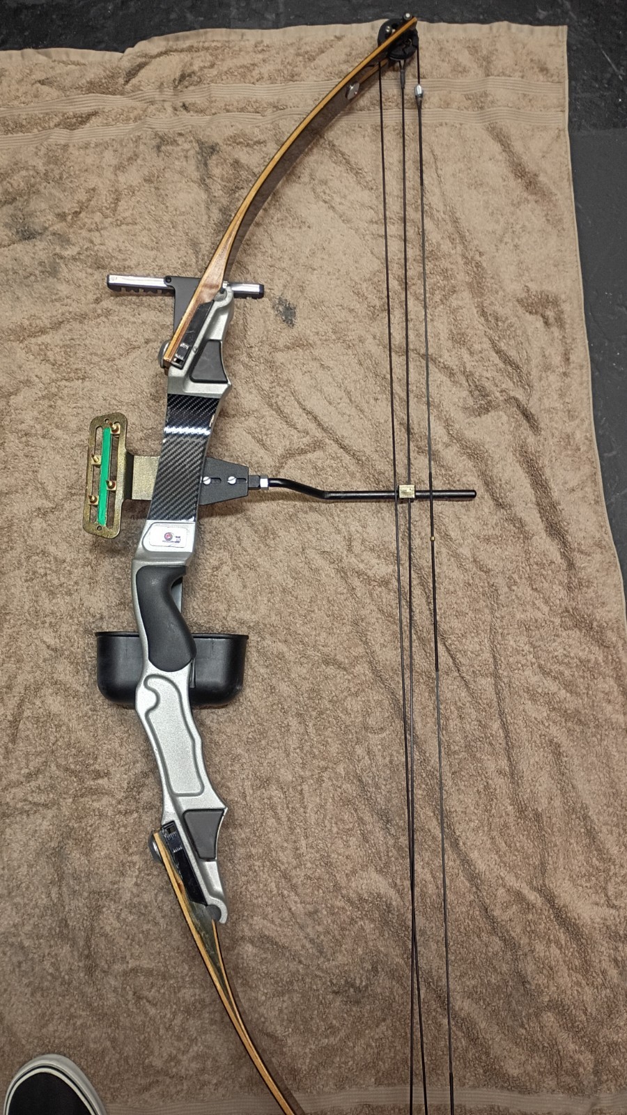 VINTAGE BEN PEARSON PRO SERIES MARK IV COMPOUND BOW ..NICE!