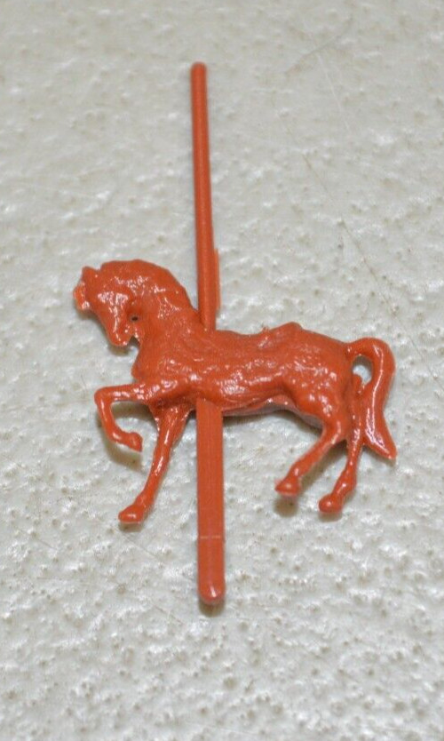 HO scale animal ride IHC Circus Carnival carousel horse BROWN