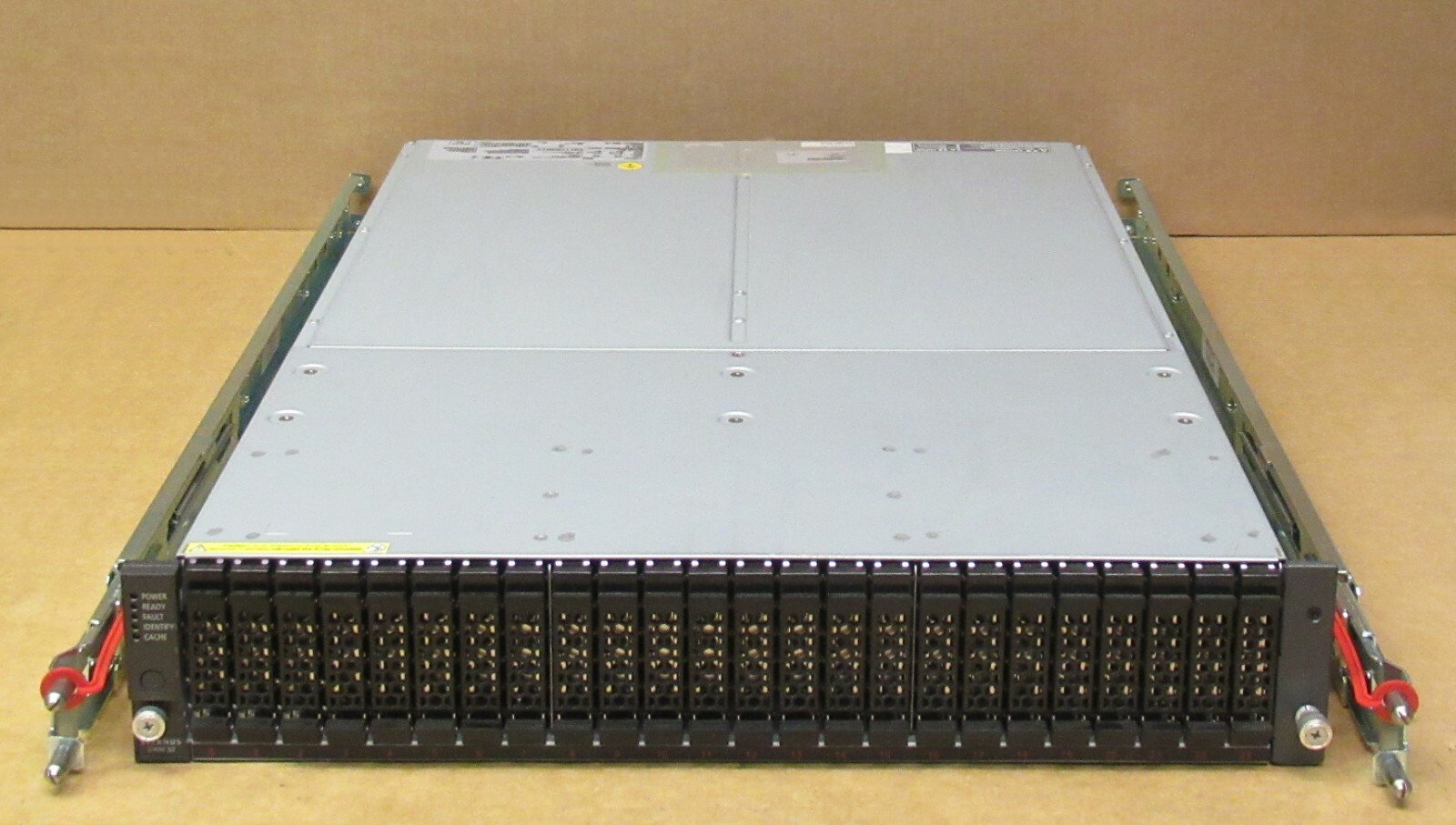Fujitsu Eternus DX60 S2 Disk Storage System 24 x 2.5" SAS Bays ET062SCSU NO CONT
