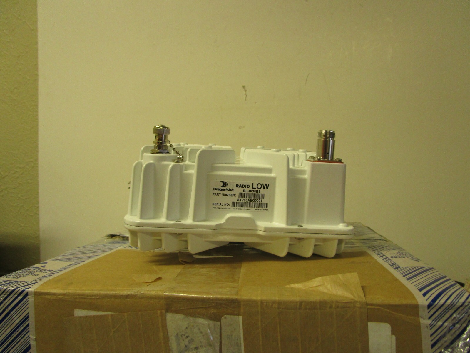 DragonWave Horizon Compact Radio Radio Low RLHP38B3