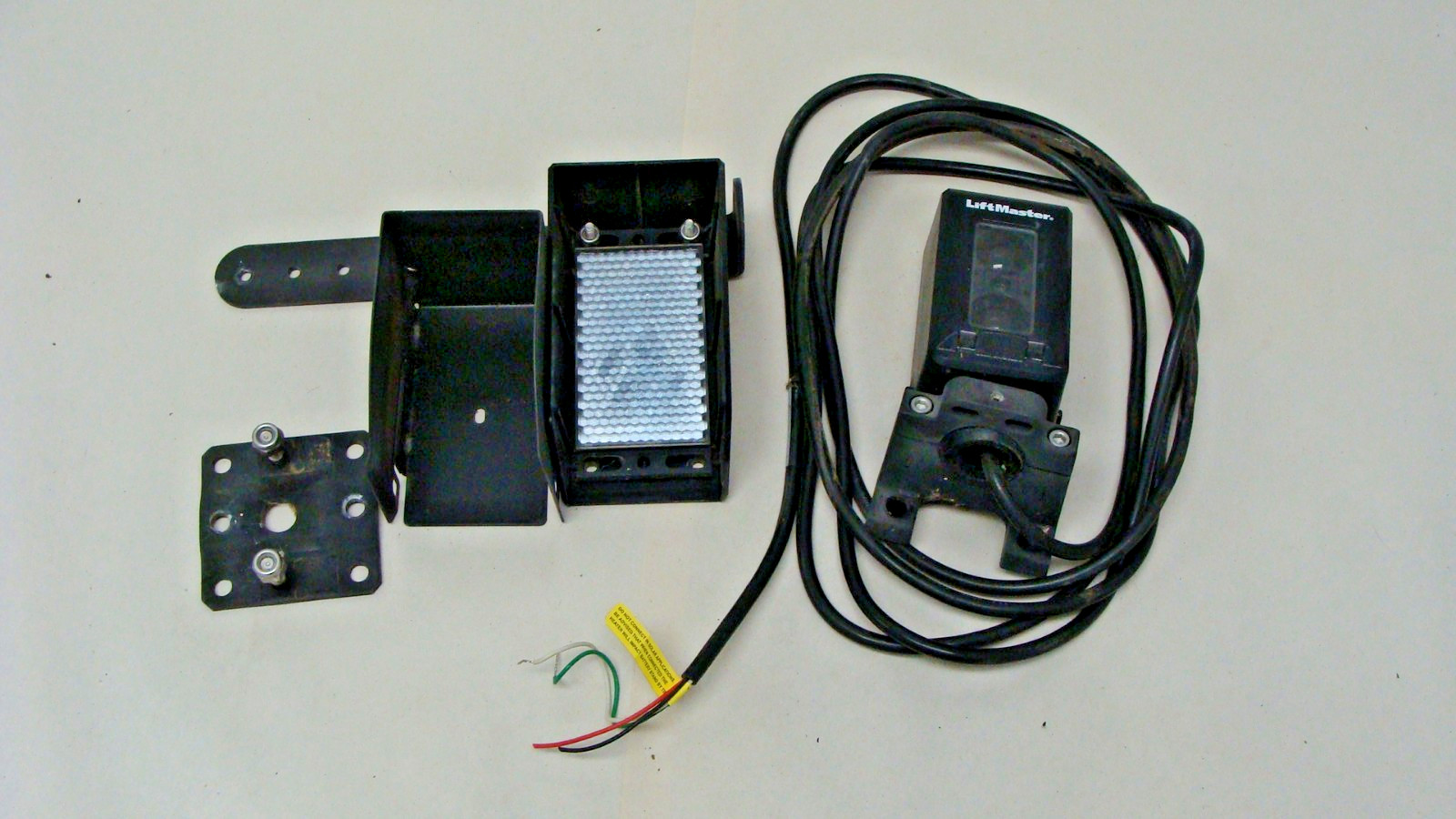 LiftMaster LMRRUL Monitored Photo Reflective Photo Beam Kit #3