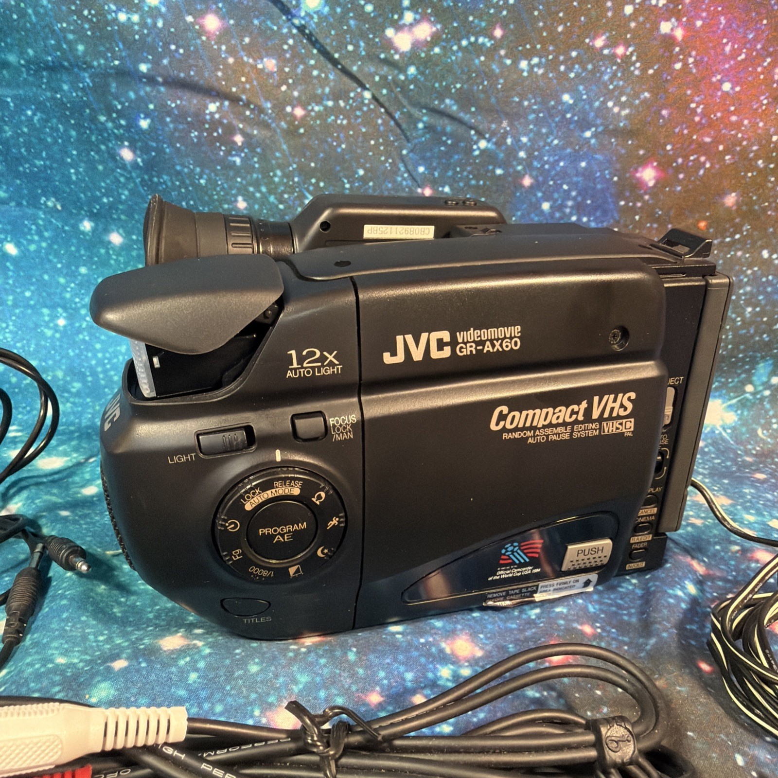 JVC Compact VHS GR-AX35 Videomovie Camera Untested Spares Or Repair