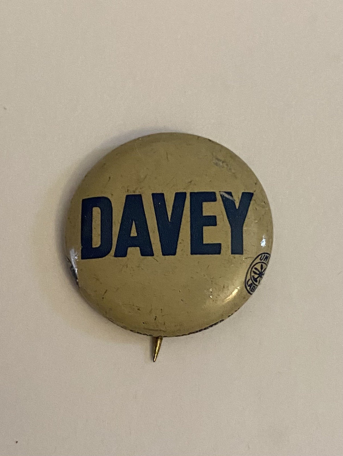 Davey By Bastian Bros Pin Back Button P140