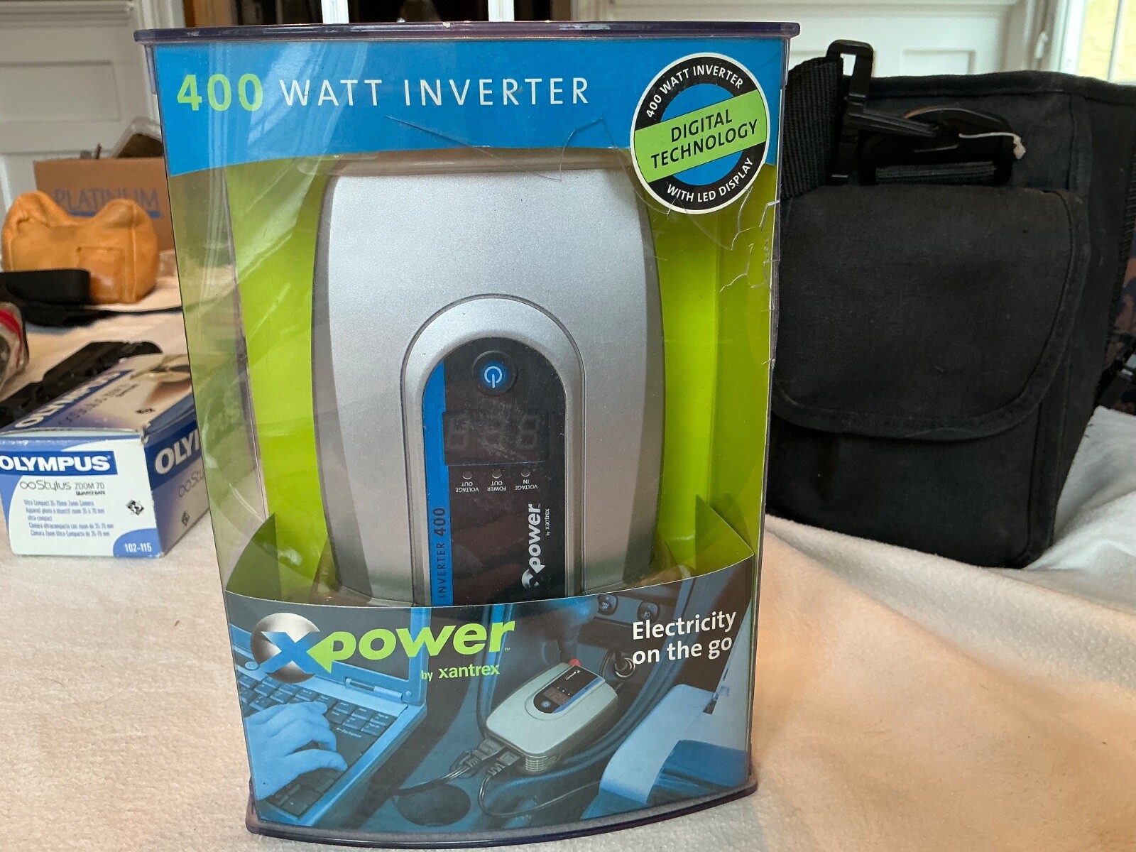 BNIB DIGITAL Technology x Power Inverter 400 Watt/700 Watt By Xantrex New