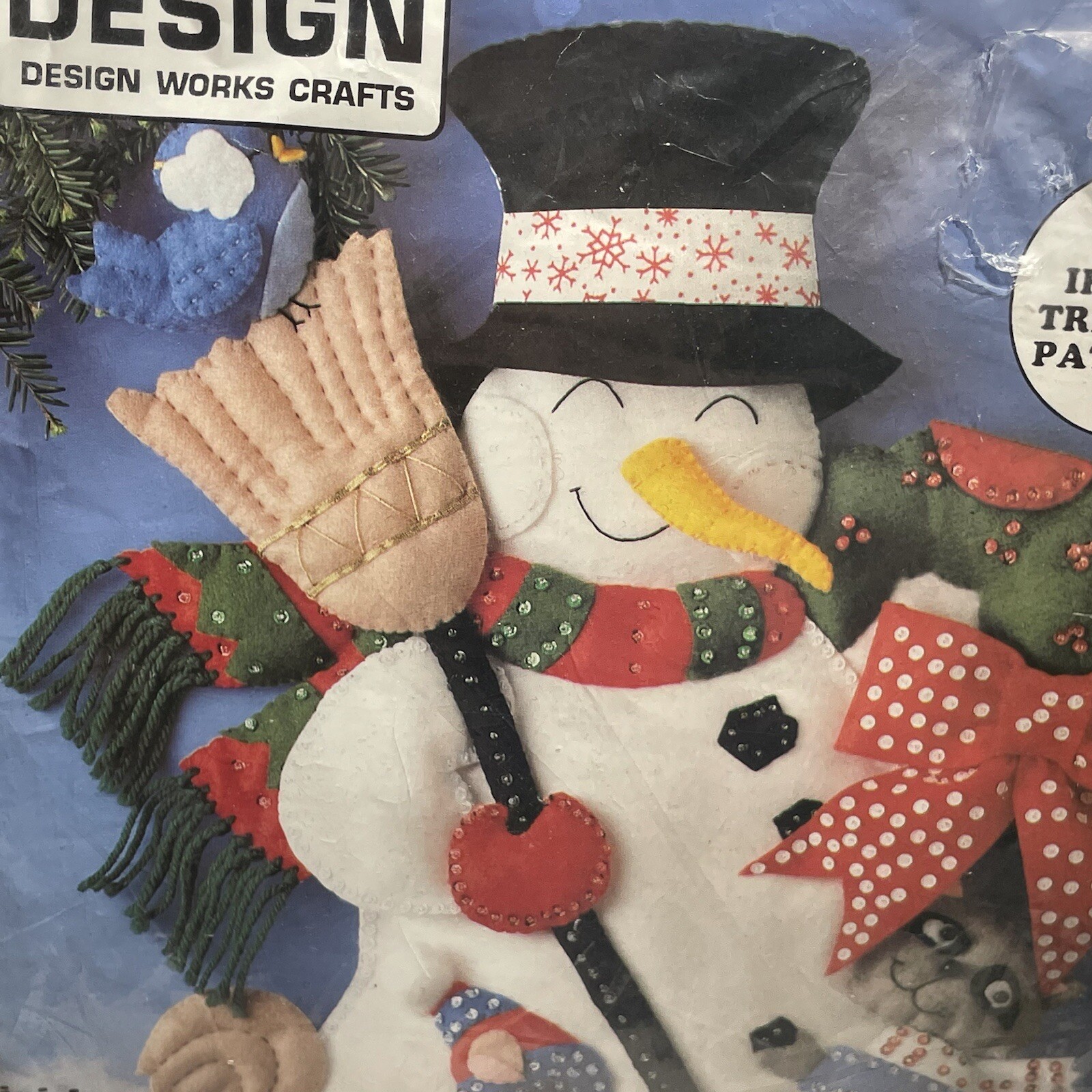 Design Works Crafts Felt Wall Hanging Kit #5109 Frosty Snowman Finishes 18x16"