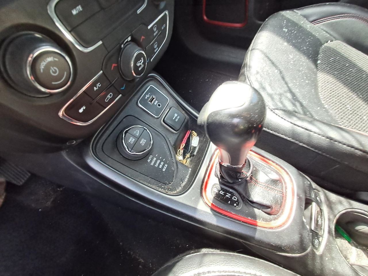 COMPASS   2019 Transmission Shift 2966685
