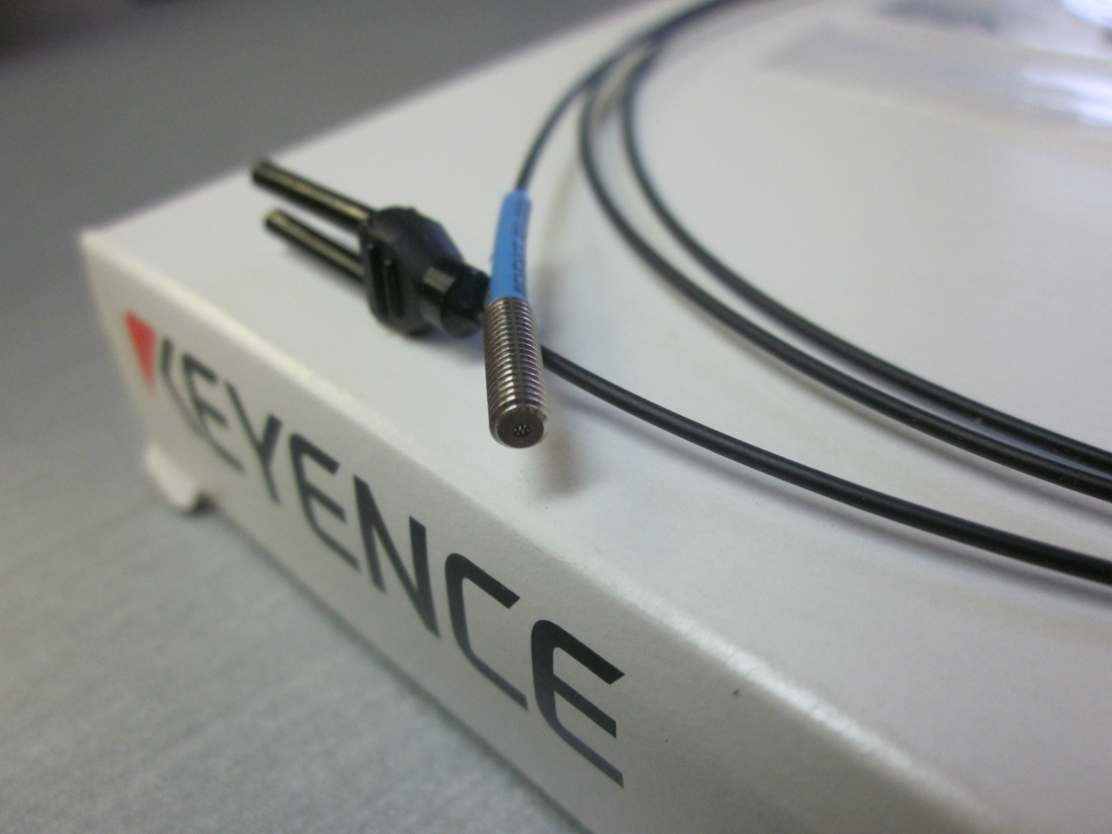 Keyence FU-69X Fiber Optic Sensor FU69X Cable New In Box