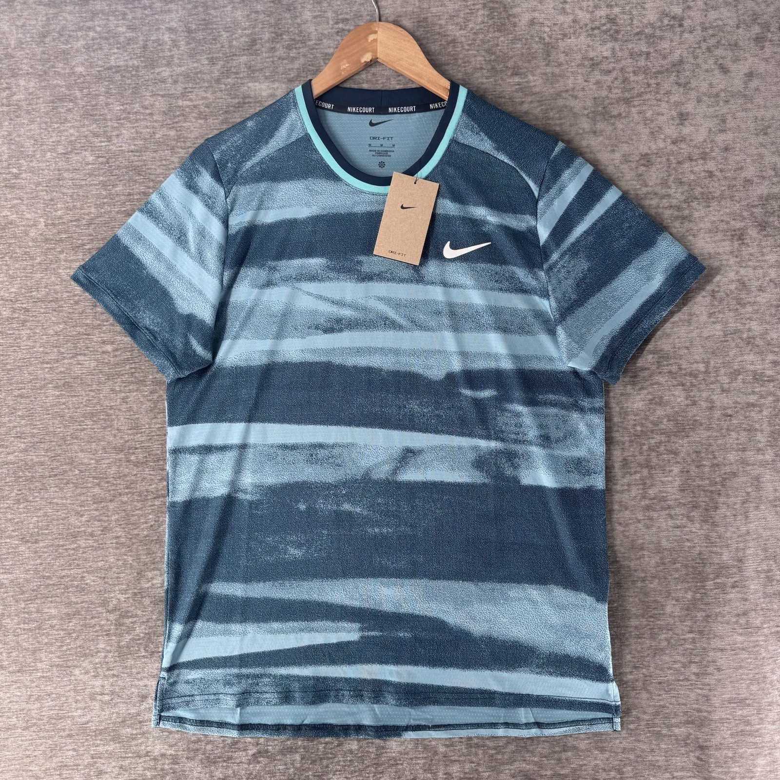 Nike Court Advantage Men's Tennis Shirt Denim Turquoise Medium FQ2090-464 NWT